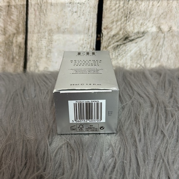 EMMA HARDIE - Balance facial oil - Picture 3 of 7